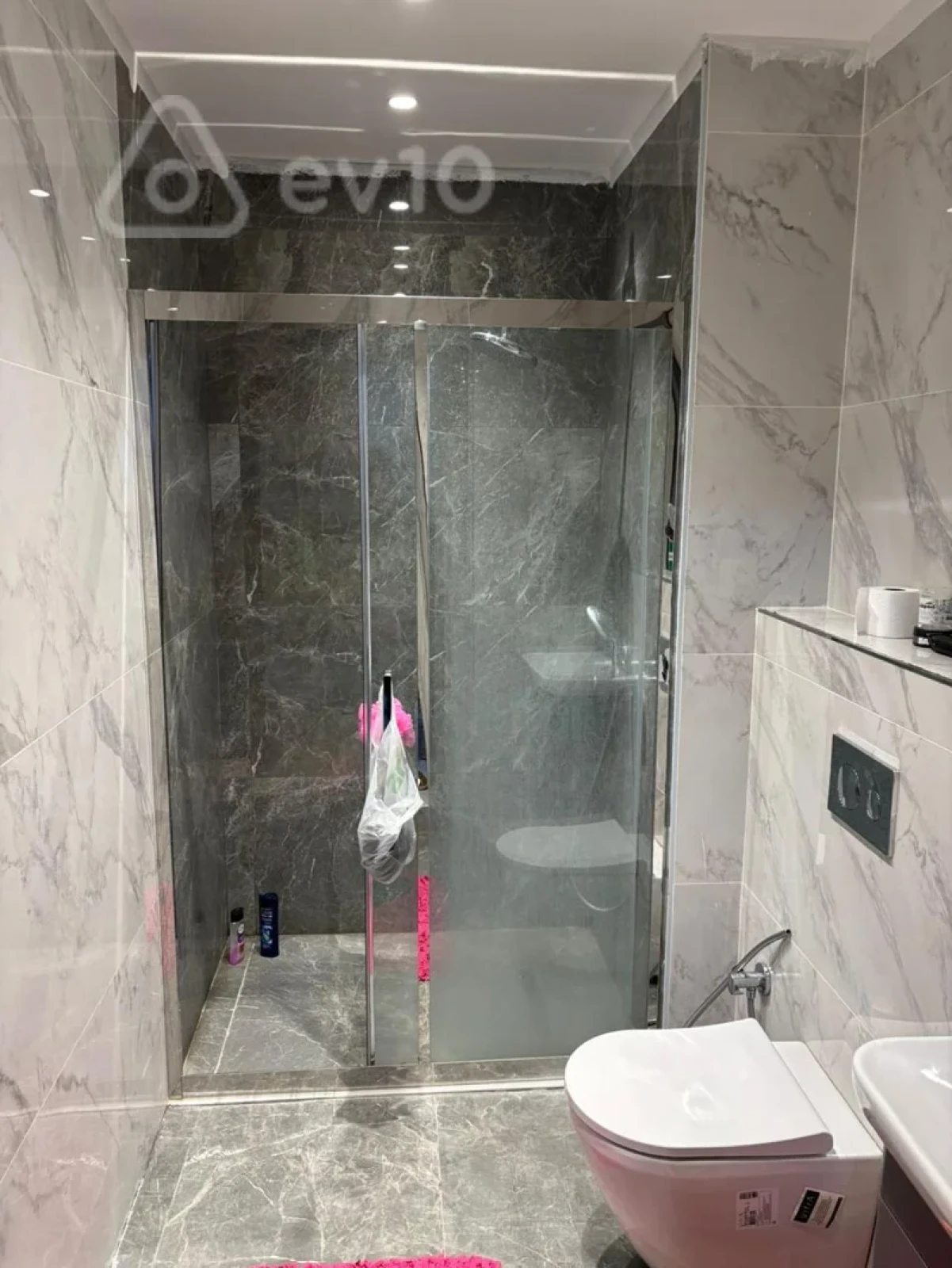 Kirayə verilir 3 otaqlı yeni tikili 74 m²