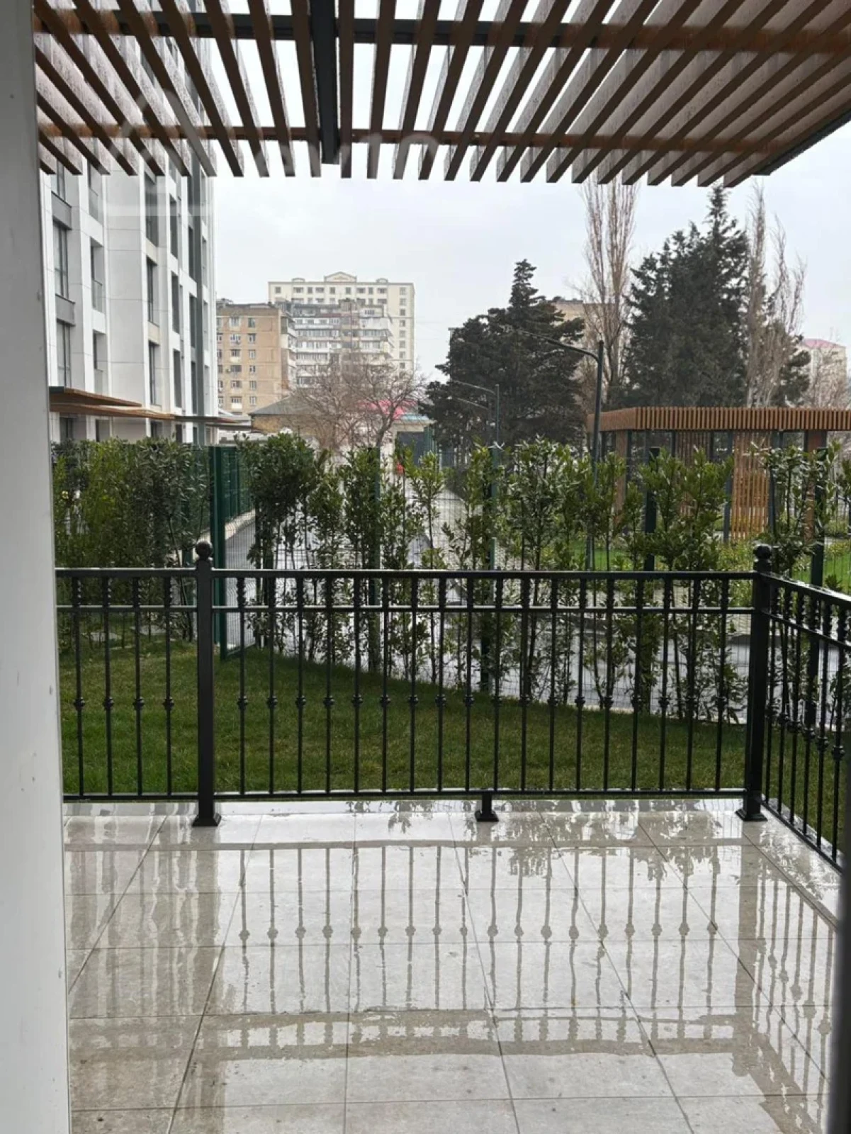 Kirayə verilir 3 otaqlı yeni tikili 74 m²