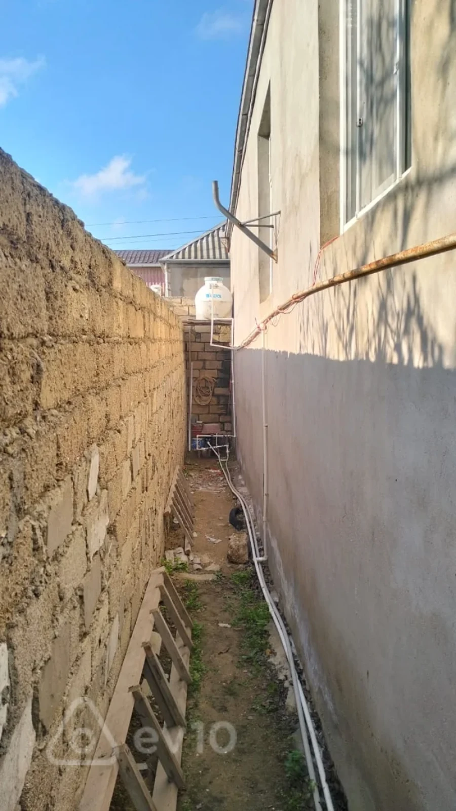 Satılır 3 otaqlı həyət evi 113 m²