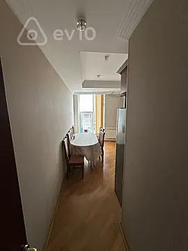 Kirayə verilir 2 otaqlı yeni tikili 80 m²