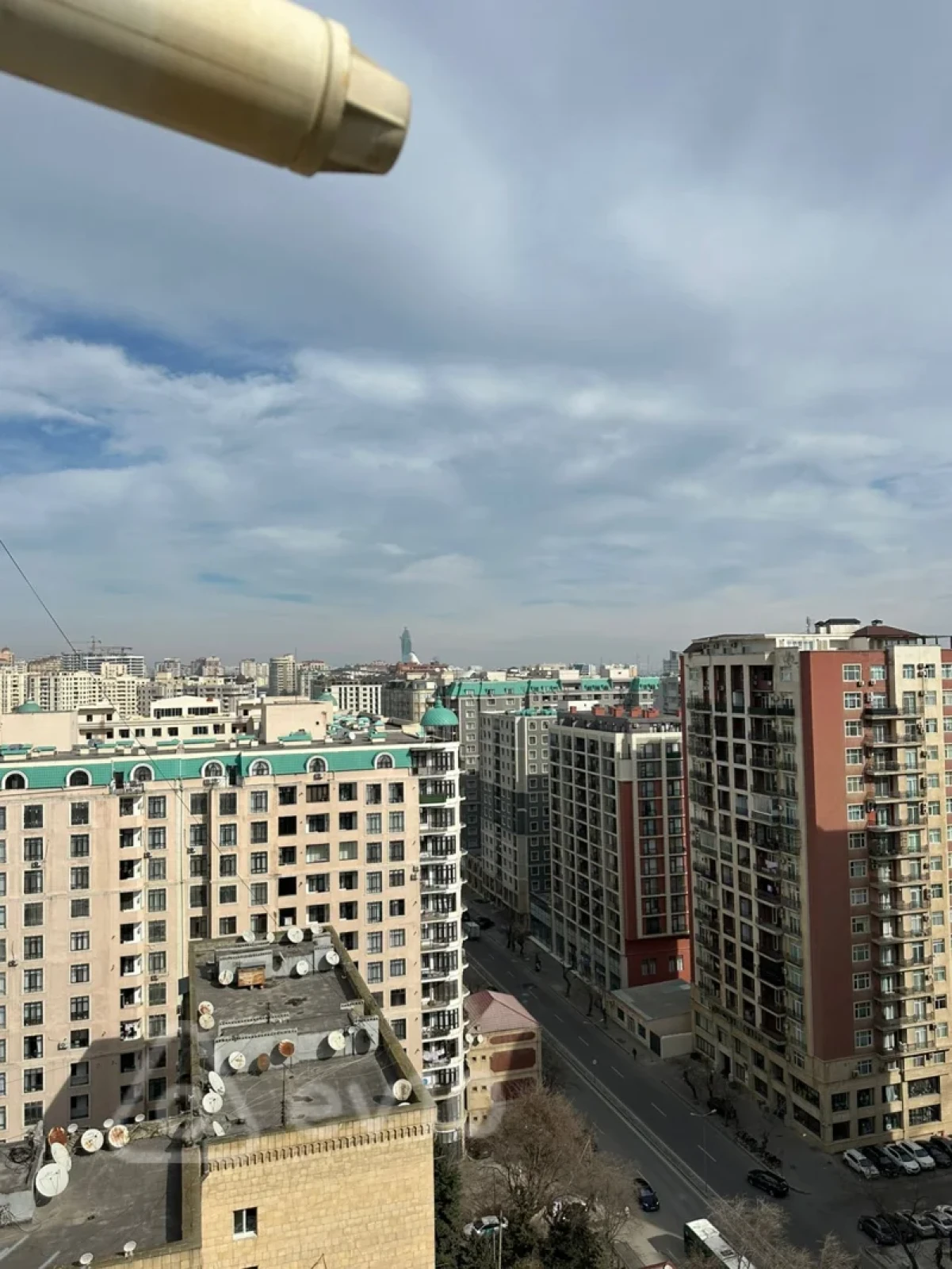 Kirayə verilir 2 otaqlı yeni tikili 80 m²