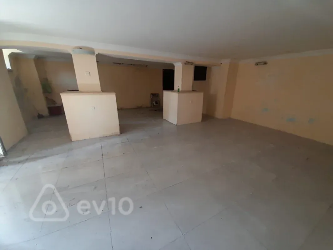 Satılır mənzil 60 m²