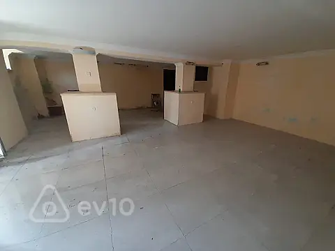 Satılır mənzil 60 m²