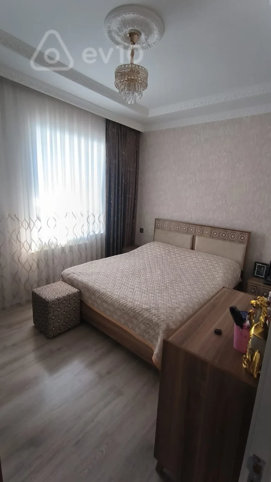 Satılır 4 otaqlı həyət evi 130 m²