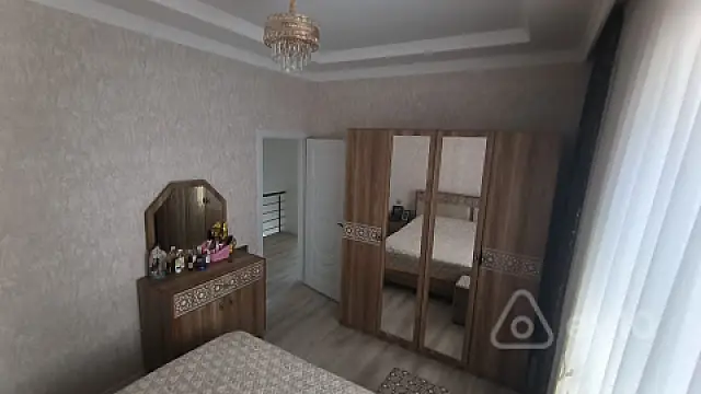Satılır 4 otaqlı həyət evi 130 m²