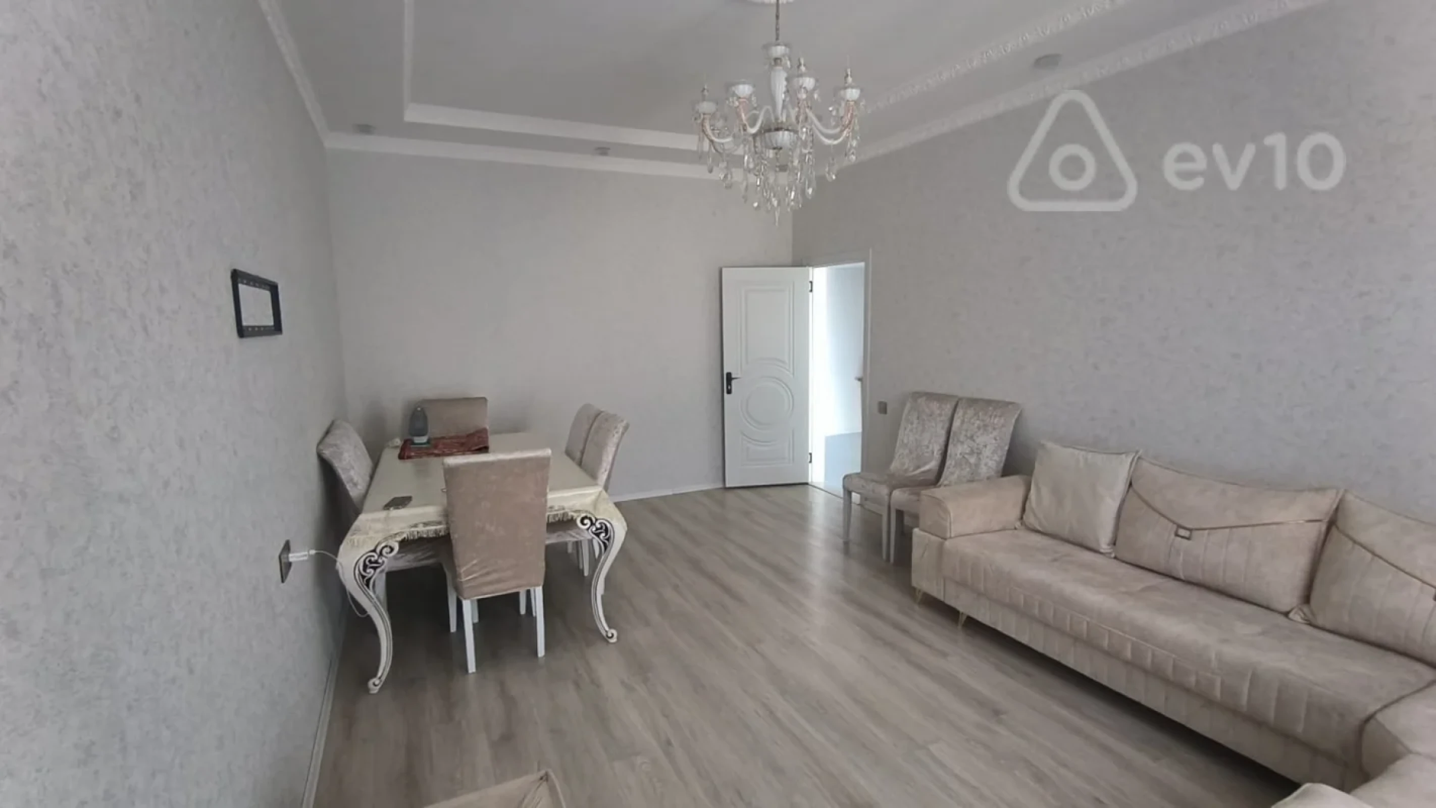 Satılır 4 otaqlı həyət evi 130 m²