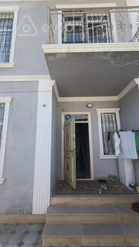 Satılır 4 otaqlı həyət evi 130 m²