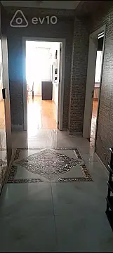 Kirayə verilir 3 otaqlı yeni tikili 70 m²