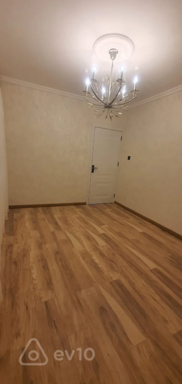 Satılır 3 otaqlı yeni tikili 90 m²
