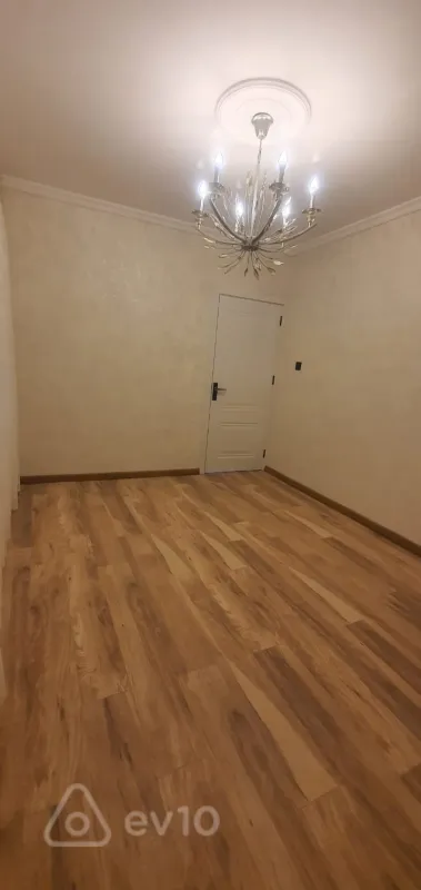 Satılır 3 otaqlı yeni tikili 90 m²
