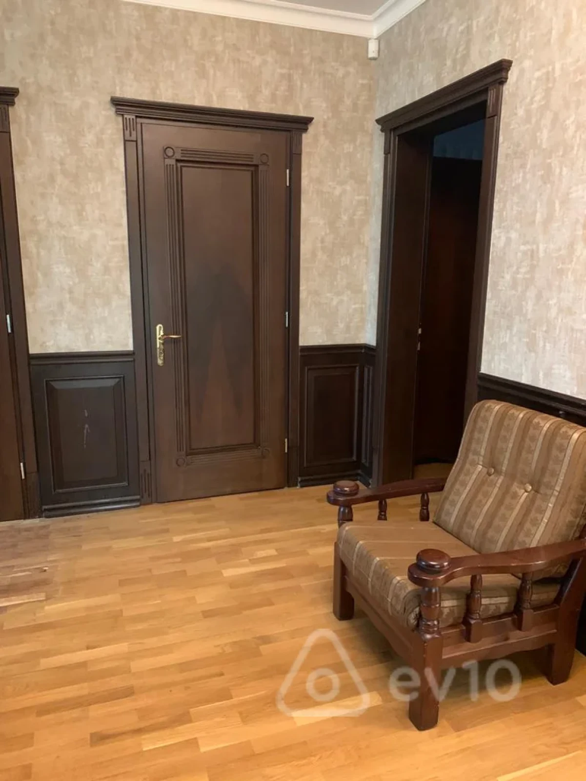 Kirayə verilir 5 otaqlı həyət evi 250 m²