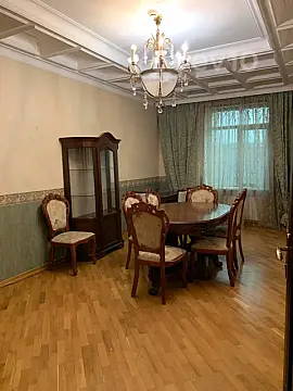 Kirayə verilir 5 otaqlı həyət evi 250 m²