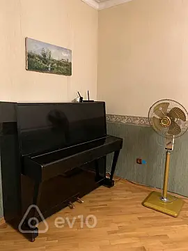 Kirayə verilir 5 otaqlı həyət evi 250 m²