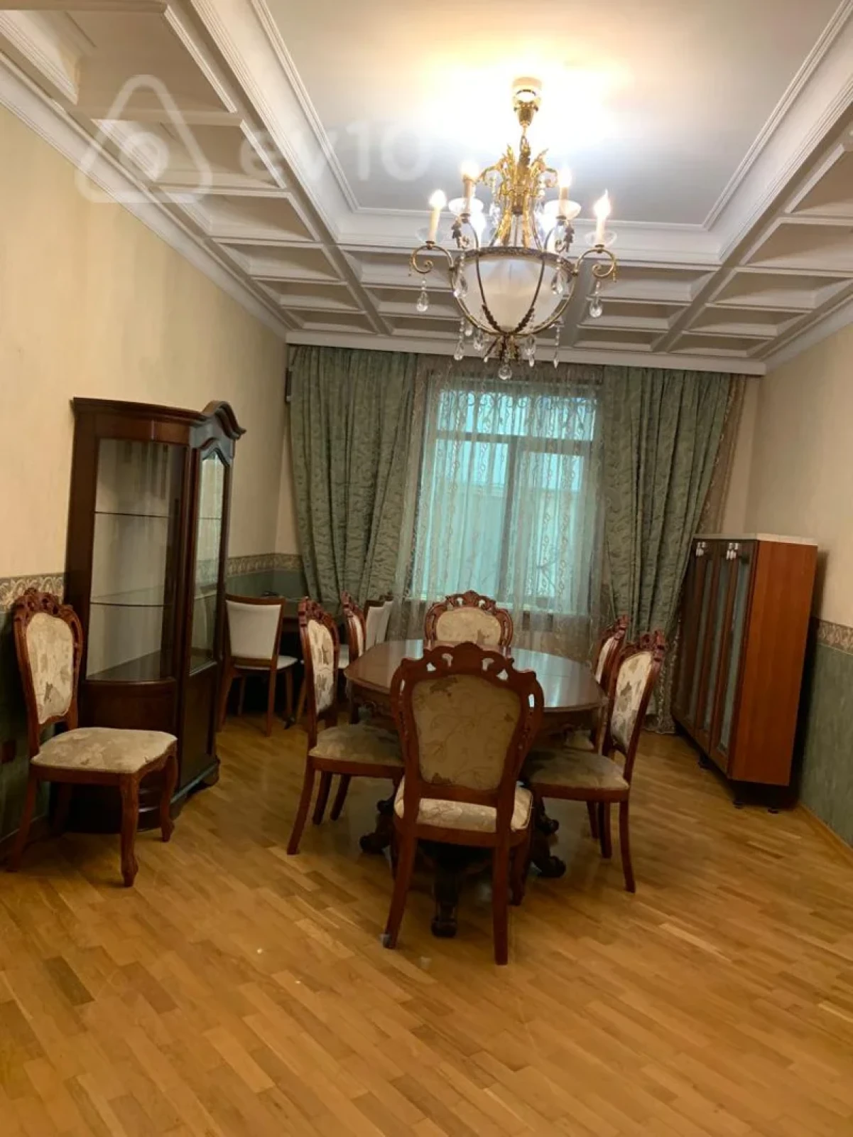 Kirayə verilir 5 otaqlı həyət evi 250 m²