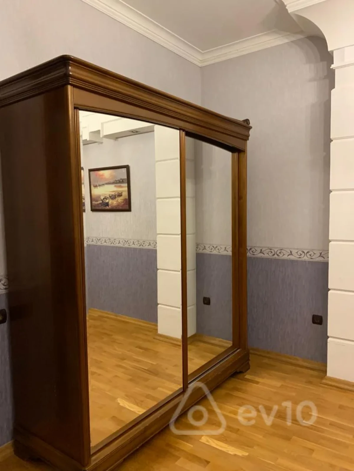 Kirayə verilir 5 otaqlı həyət evi 250 m²