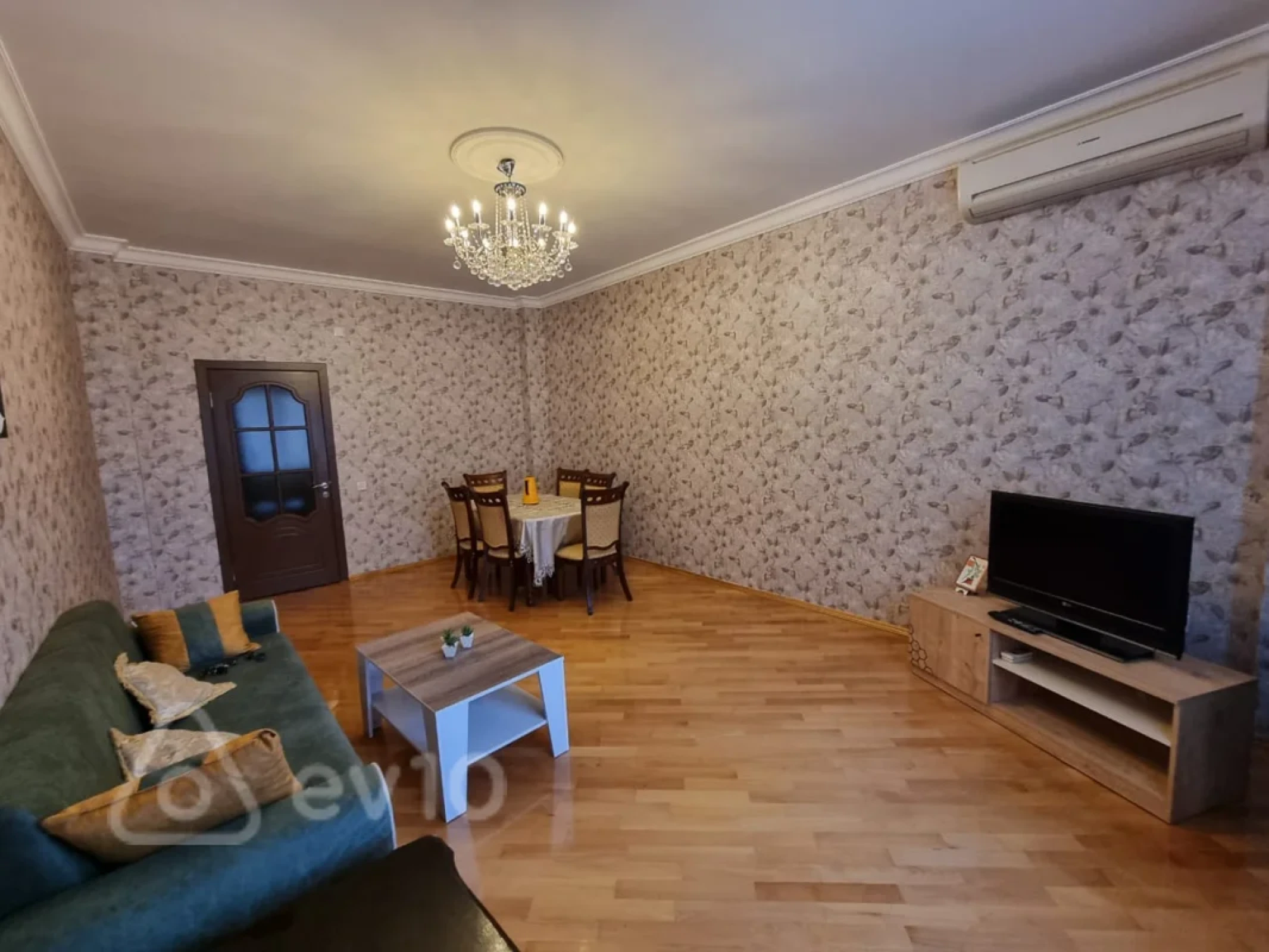 Kirayə verilir 2 otaqlı yeni tikili 90 m²