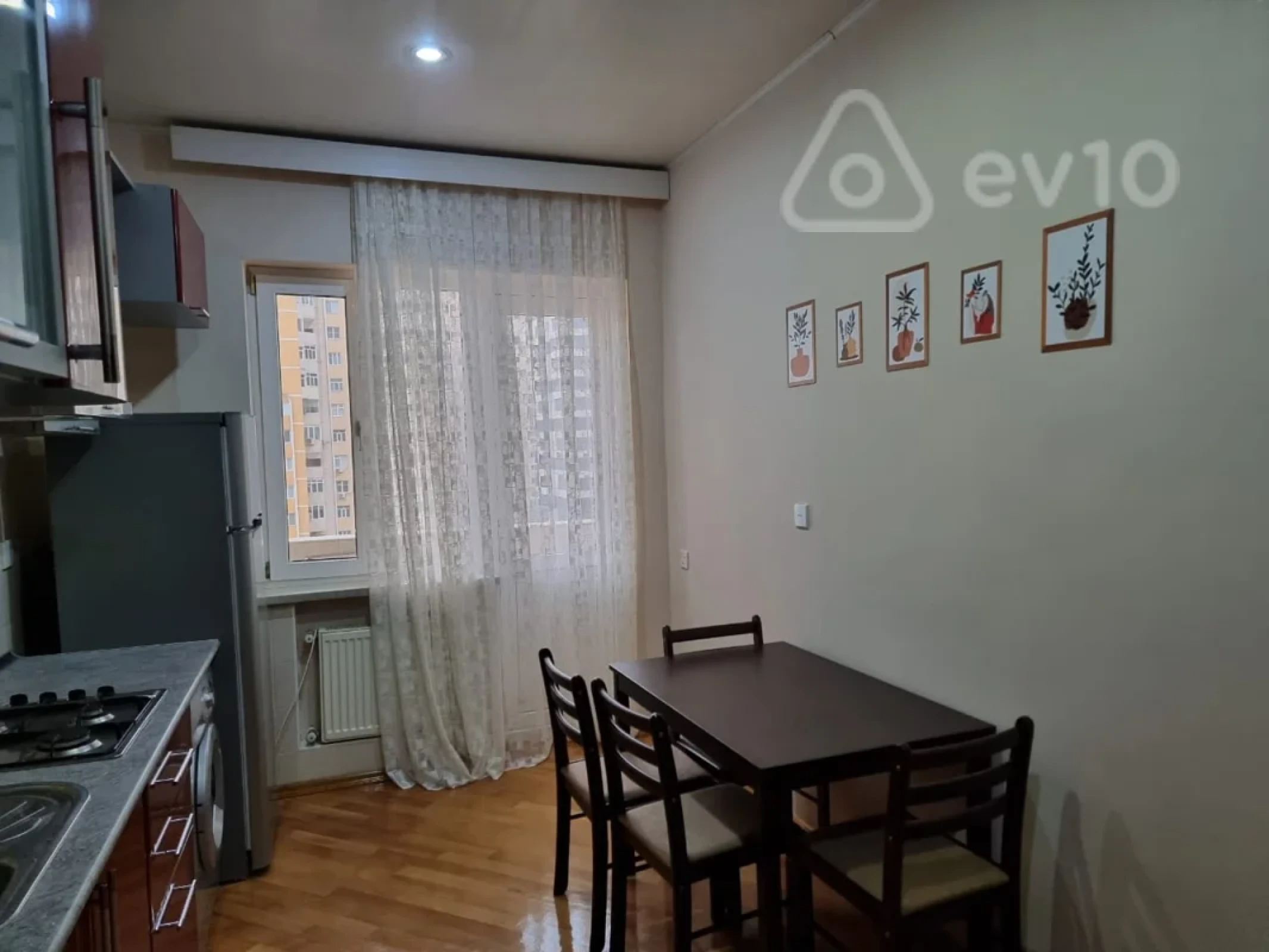 Kirayə verilir 2 otaqlı yeni tikili 90 m²