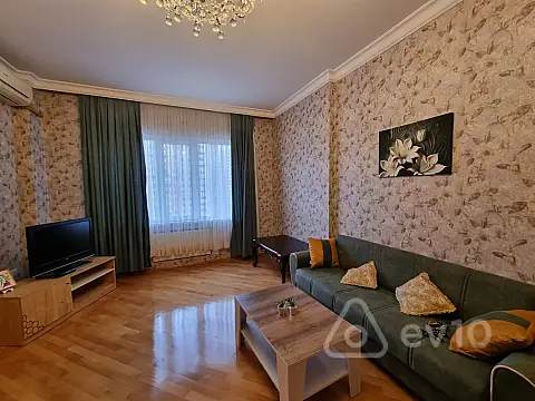 Kirayə verilir 2 otaqlı yeni tikili 90 m²