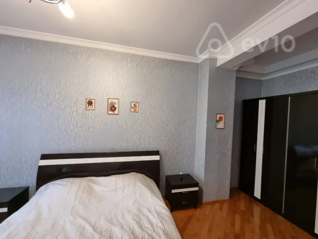 Kirayə verilir 2 otaqlı yeni tikili 90 m²