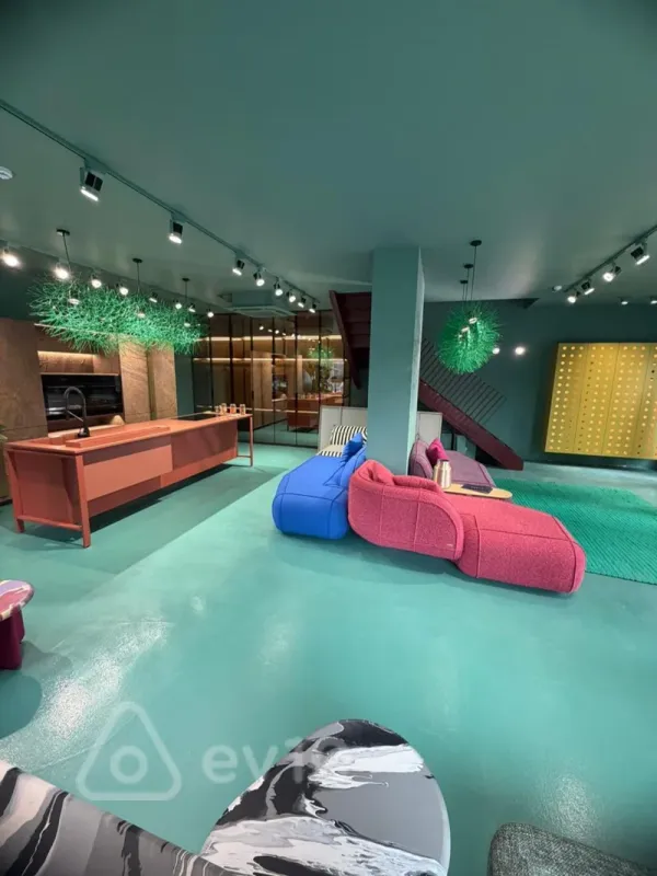 Kirayə verilir mənzil 150 m²