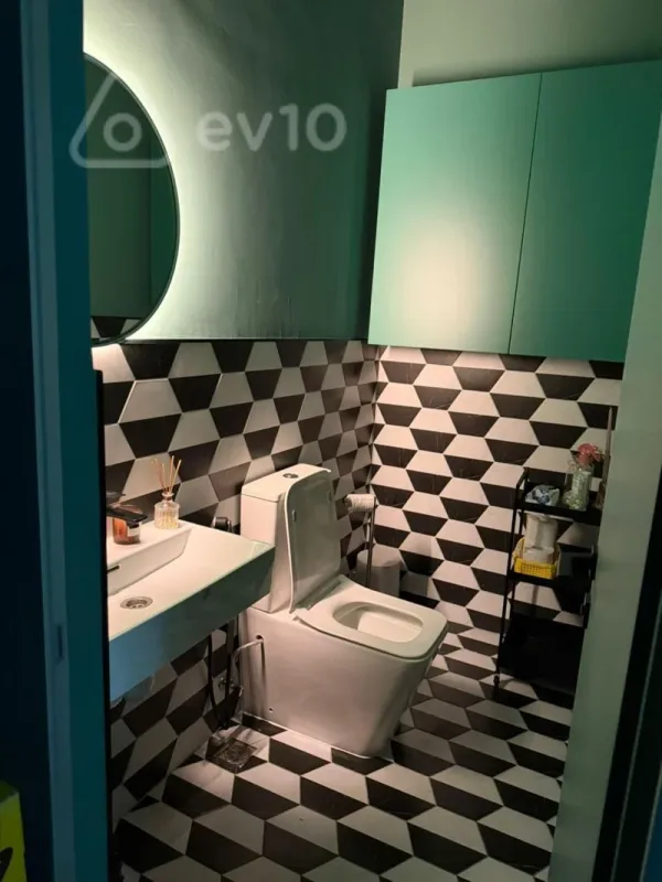 Kirayə verilir mənzil 150 m²