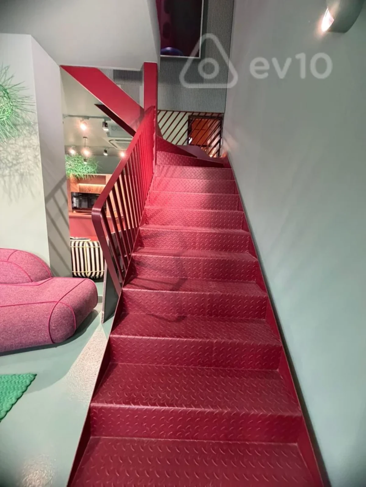 Kirayə verilir mənzil 150 m²