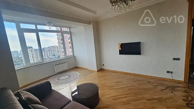 Kirayə verilir 3 otaqlı yeni tikili 128 m²