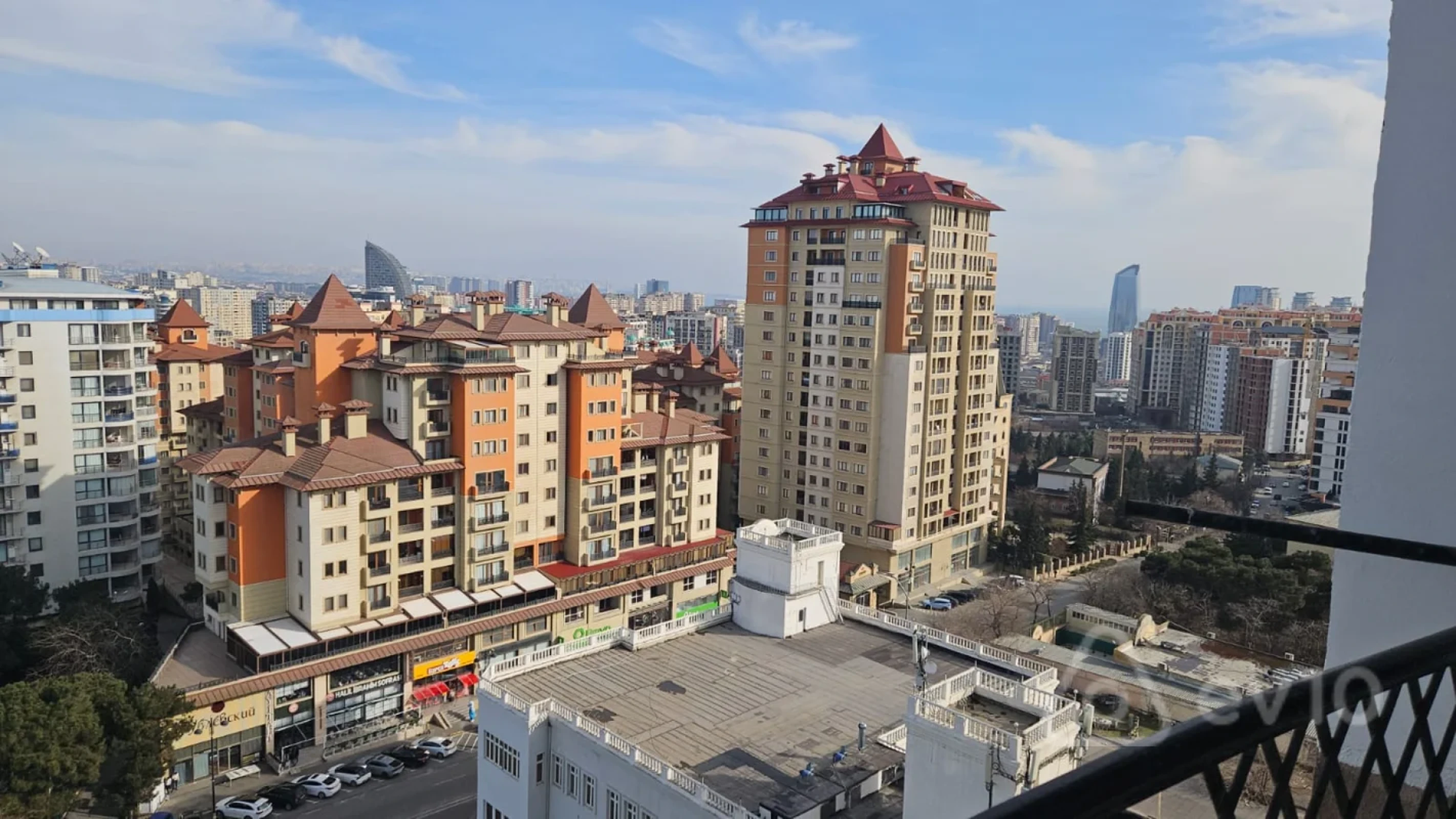 Kirayə verilir 3 otaqlı yeni tikili 128 m²