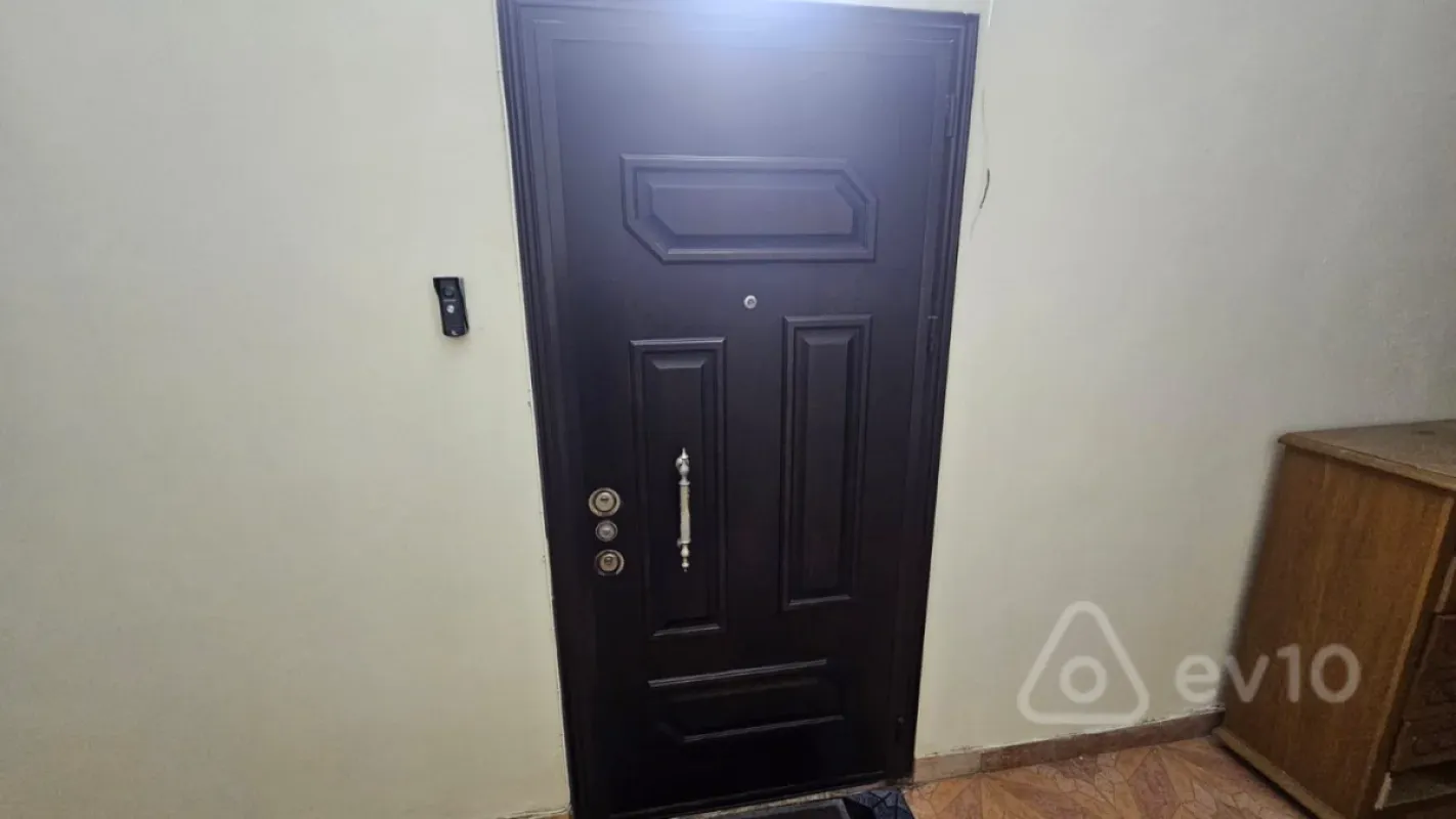 Kirayə verilir 3 otaqlı yeni tikili 128 m²