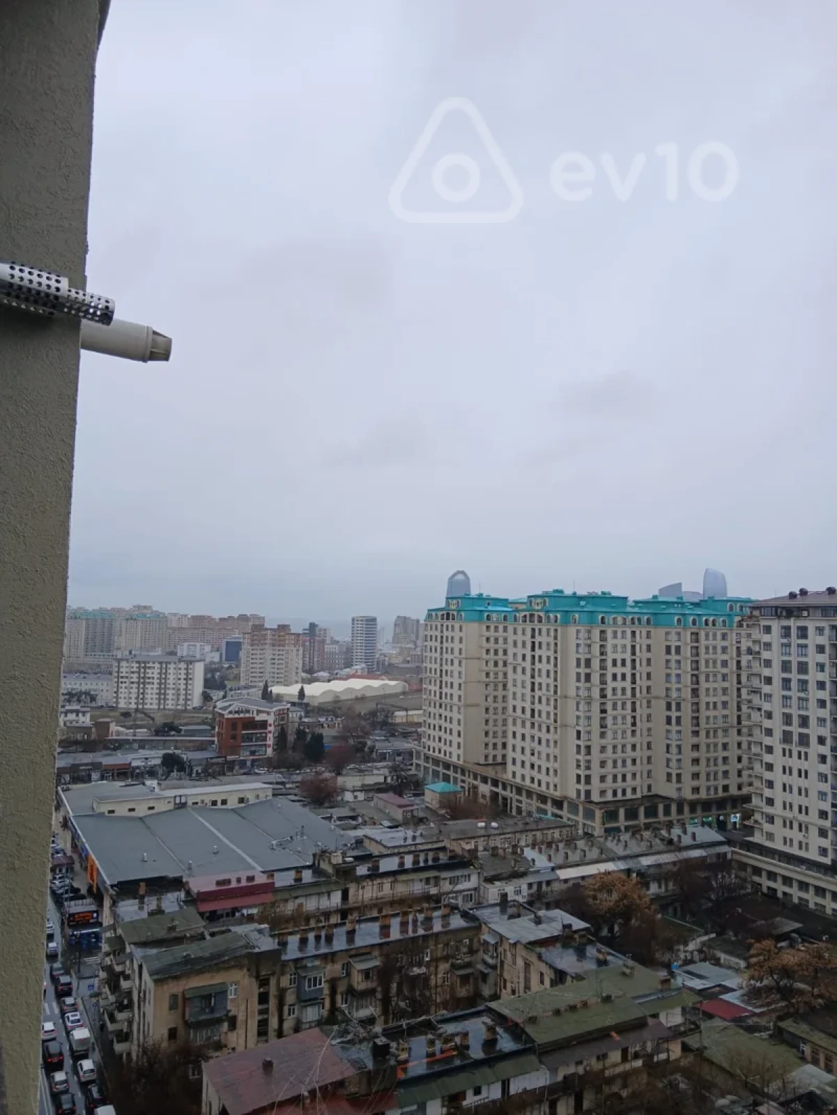 Kirayə verilir 3 otaqlı yeni tikili 140 m²