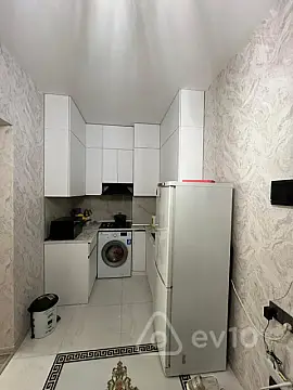 Kirayə verilir 2 otaqlı yeni tikili 45 m²