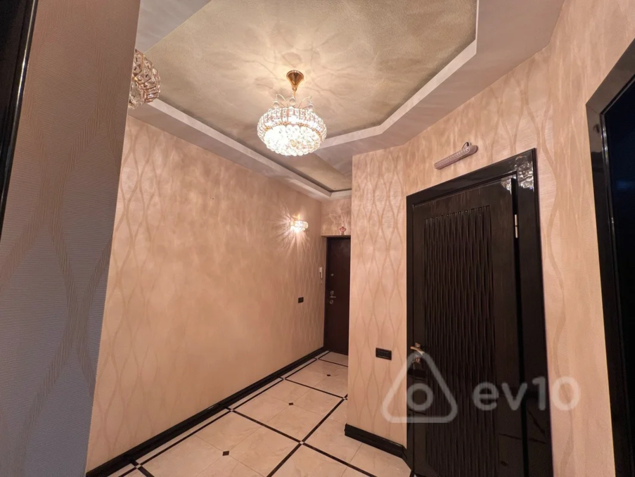 Kirayə verilir 2 otaqlı yeni tikili 90 m²