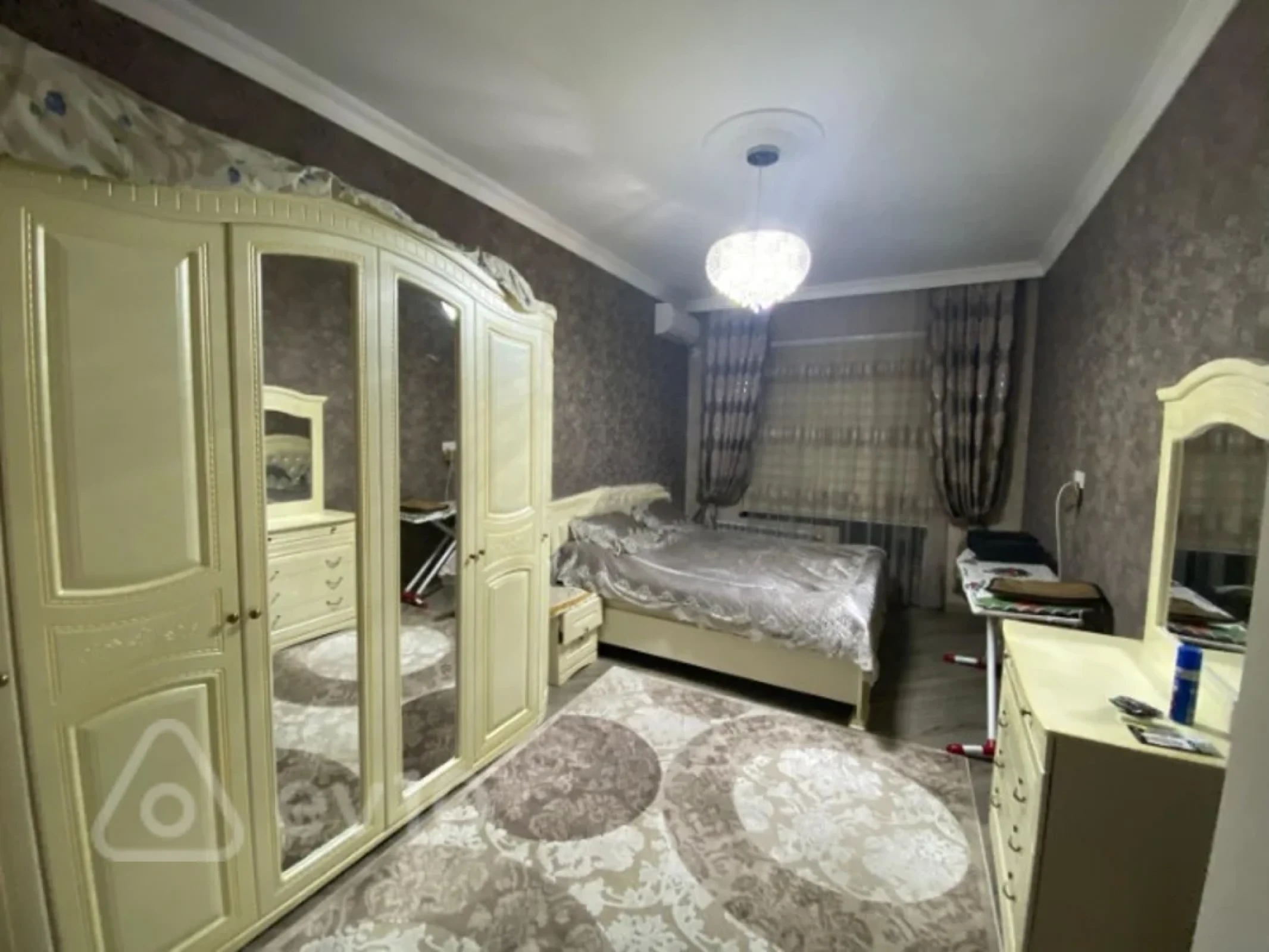 Kirayə verilir 3 otaqlı yeni tikili 110 m²