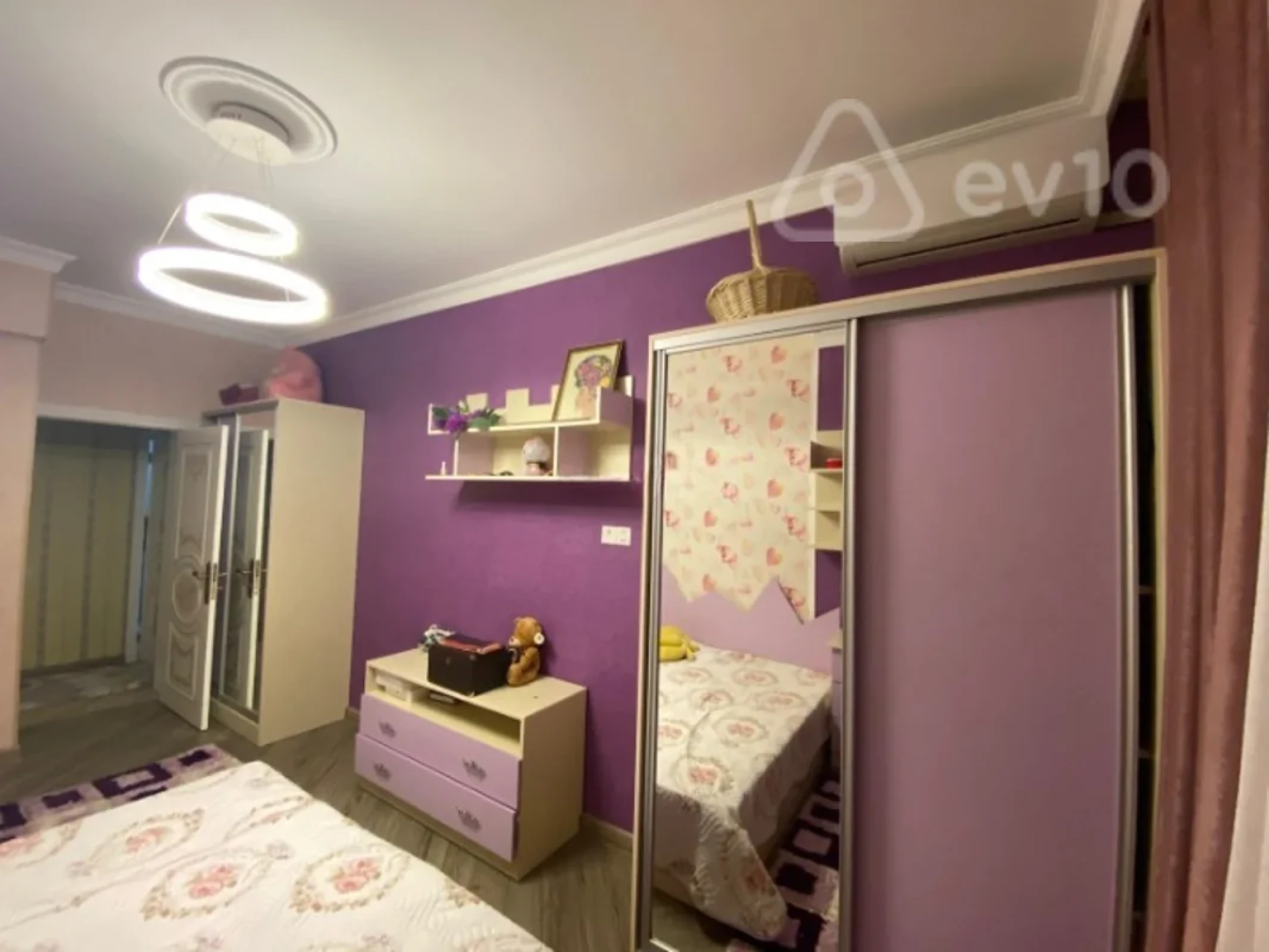 Kirayə verilir 3 otaqlı yeni tikili 110 m²
