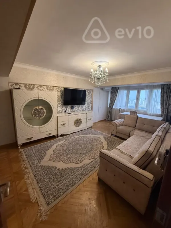 Kirayə verilir 3 otaqlı yeni tikili 100 m²