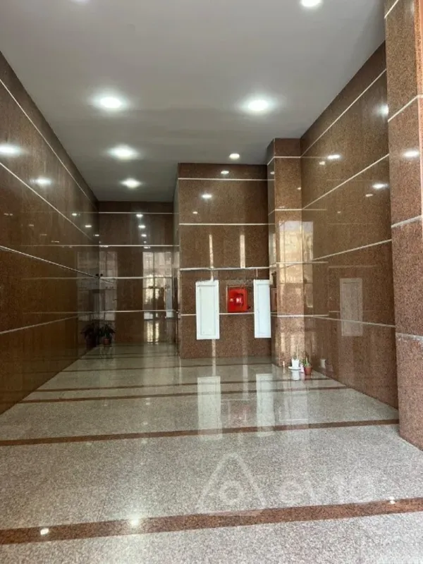 Kirayə verilir 2 otaqlı yeni tikili 80 m²