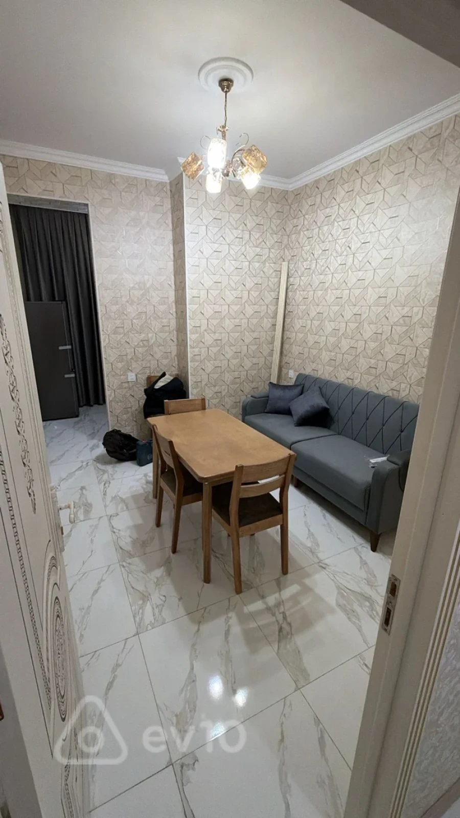 Kirayə verilir 2 otaqlı yeni tikili 55 m²