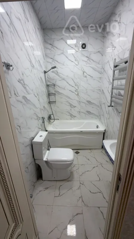 Kirayə verilir 2 otaqlı yeni tikili 55 m²