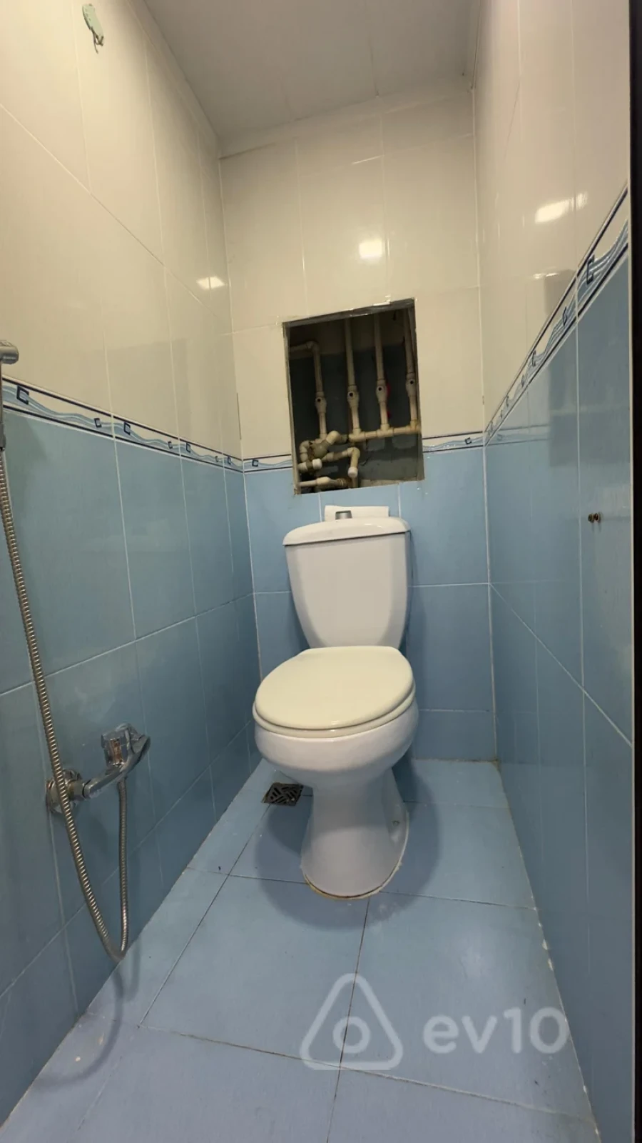 Satılır 2 otaqlı köhnə tikili 67 m²