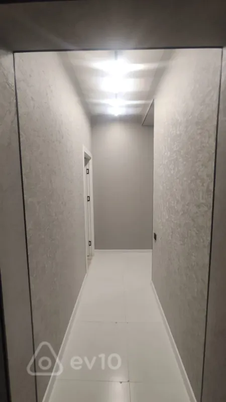 Satılır 2 otaqlı yeni tikili 63 m²