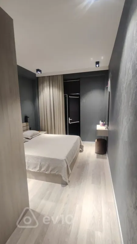 Satılır 2 otaqlı yeni tikili 63 m²