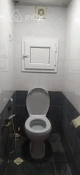 Satılır 2 otaqlı köhnə tikili 75 m²