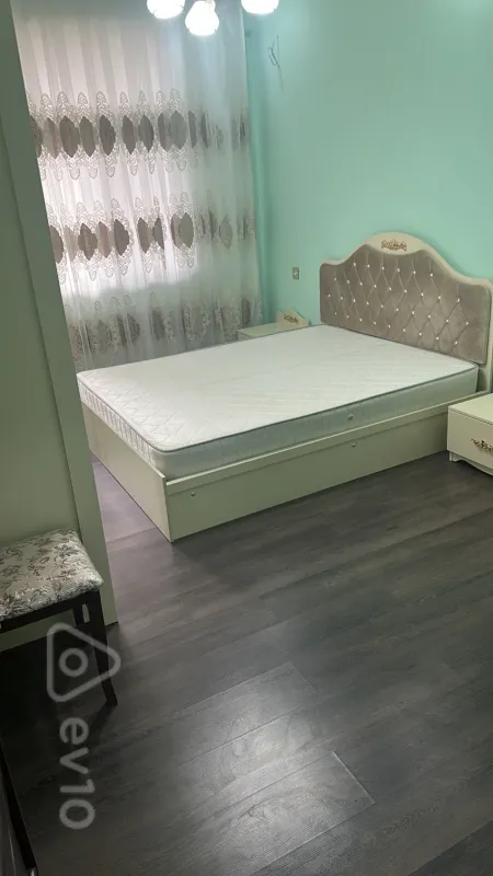 Kirayə verilir 2 otaqlı yeni tikili 60 m²