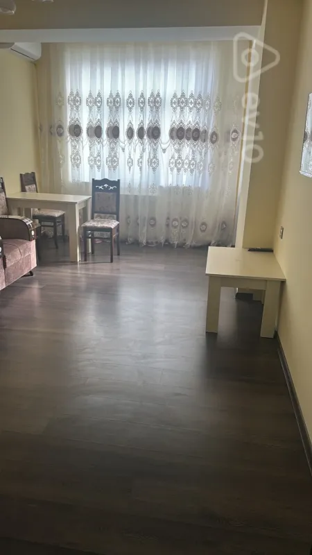Kirayə verilir 2 otaqlı yeni tikili 60 m²