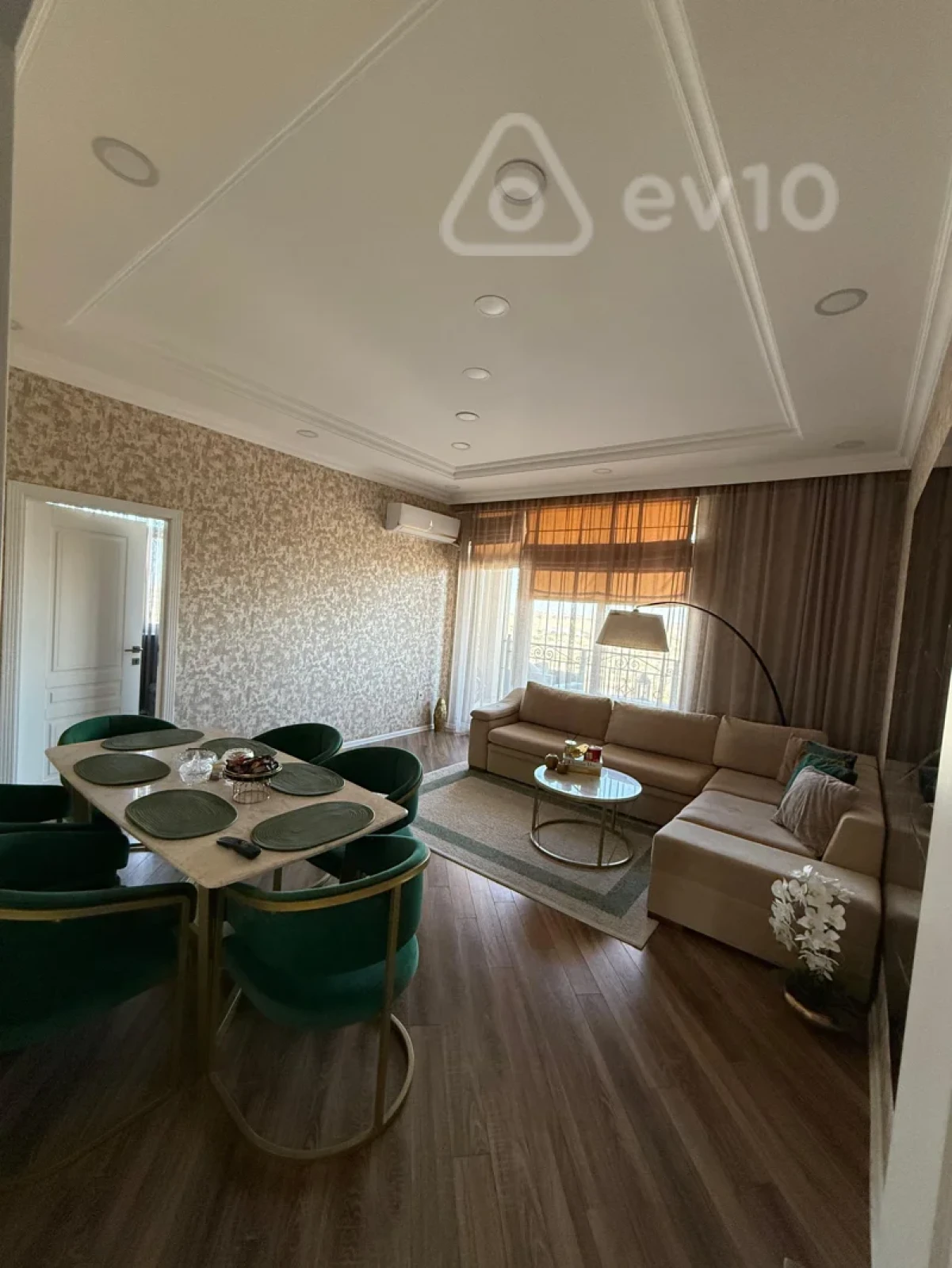 Satılır 3 otaqlı yeni tikili 110 m²