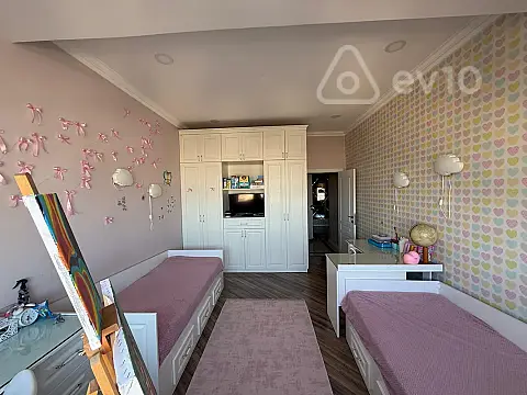 Satılır 3 otaqlı yeni tikili 110 m²