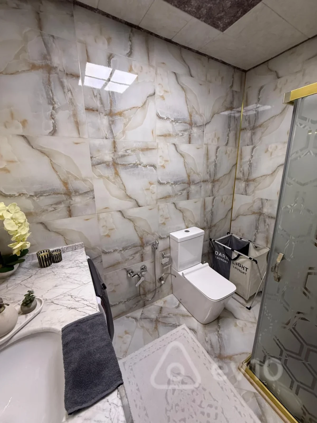 Satılır 3 otaqlı yeni tikili 110 m²