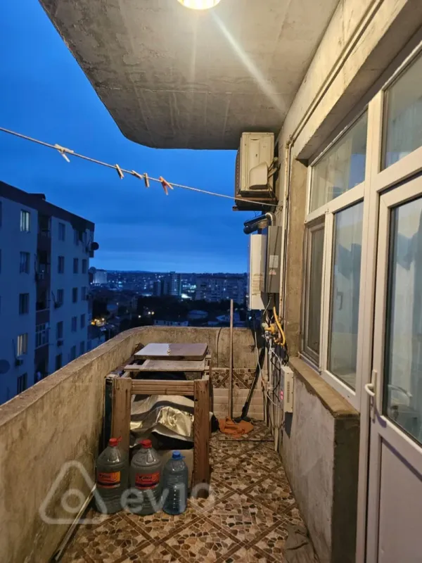 Kirayə verilir 2 otaqlı yeni tikili 60 m²