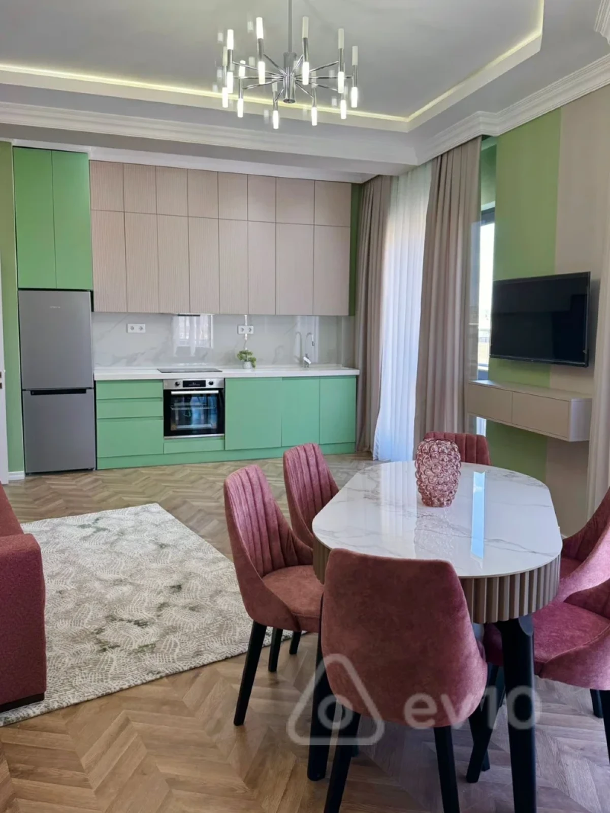 Kirayə verilir 3 otaqlı yeni tikili 105 m²