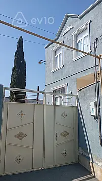 Kirayə verilir 3 otaqlı həyət evi 80 m² — Xırdalan 3 otaq 80.00 m²